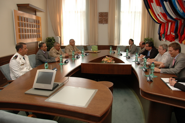Z přijetí na ministerstvu obrany 4