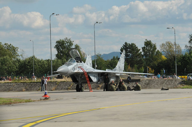 Slovensdké letectvo představilo letoun MiG 29 v digitální kamufláži