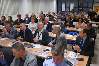 Zástupci obcí v okolí letecké základny Čáslav se seznámili s aktuální fázi modernizace 