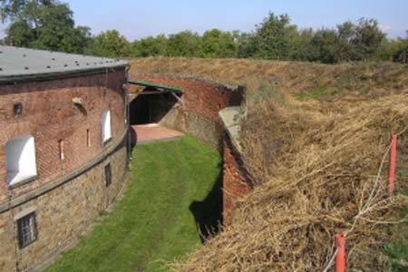 Ke koupi je dalších 33 nepotřebných armádních nemovitostí