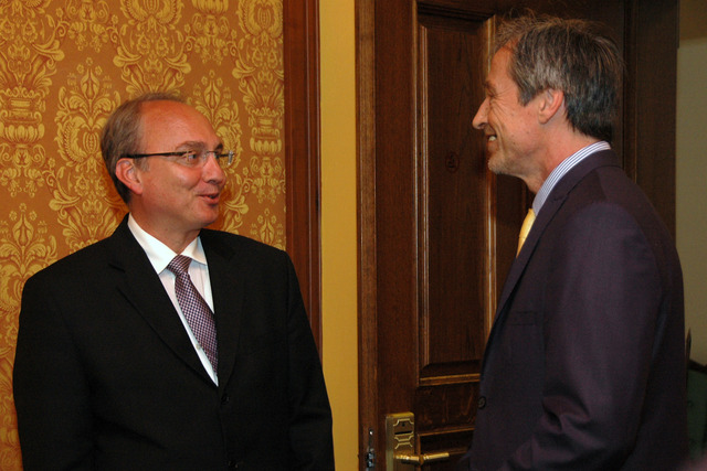 Ze setkání Martina Stropnického s ministrem obrany Makedonie Zoranem Jolevskim 1