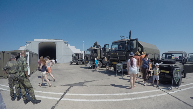 pozemní ukázka techniky AČR