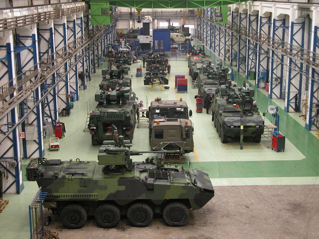 Montážní linka - vojenská výroba