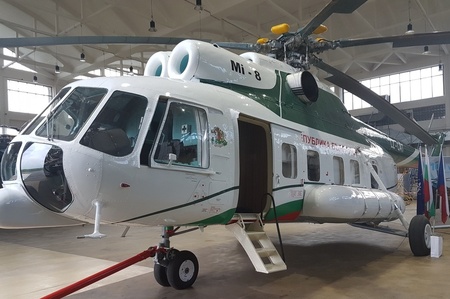 LOM Praha předal opravený bulharský prezidentský speciál zákazníkovi