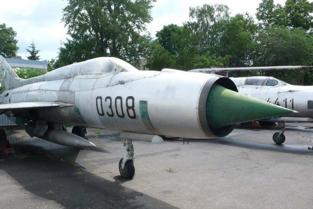 Letoun MiG-21PF
