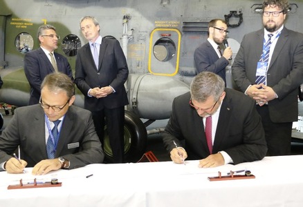  Podpisu memoranda o porozumění mezi VOP CZ, s.p. a General Dynamics European Systéme byl přítomen i ministr obrany Martin Stropnický