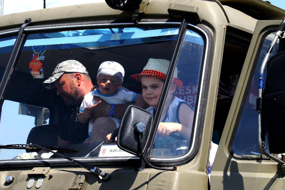 Letiště patřilo dětem