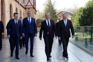 Ministři obrany V4 - z Polska, České republiky, Slovenska a Maďarska (zleva)