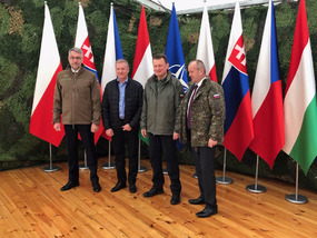 Ilustrační obrázek ke článkuPremiéři a ministři Visegrádské čtyřky si ve Varšavě připomněli výročí vstupu do NATO