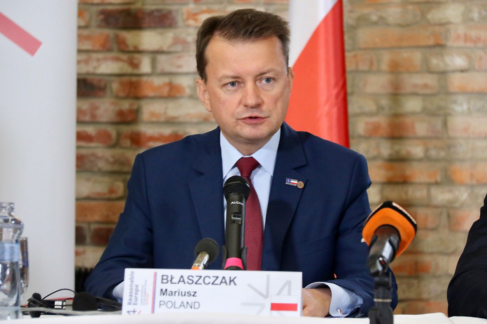 Z tiskové konference ministrů obrany V4