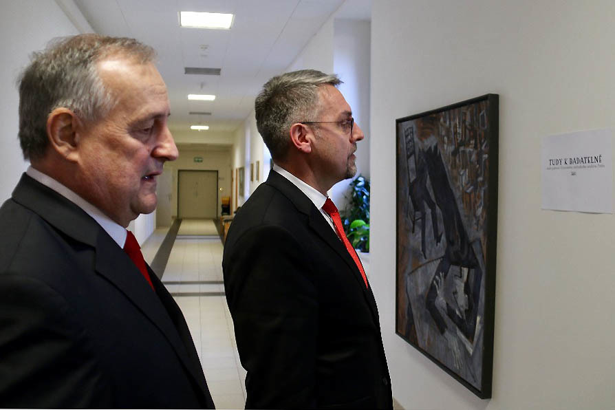 Ministr Lubomír Metnar a ředitel archivu Josef Žikeš