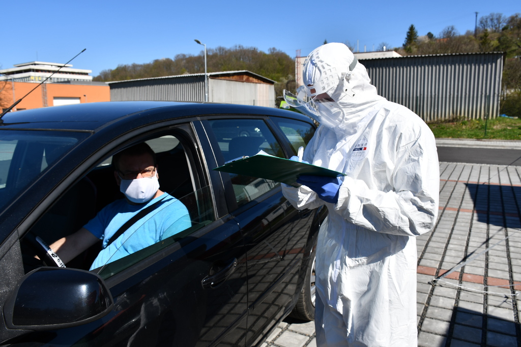 Pro chytrou karanténu pracují také zdravotníci 74. mechanizovaného praporu.