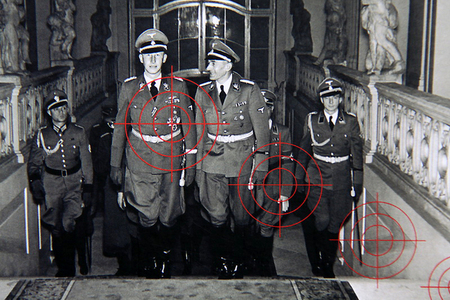 V izraelském parlamentu byla zahájena výstava o „architektovi holocaustu“