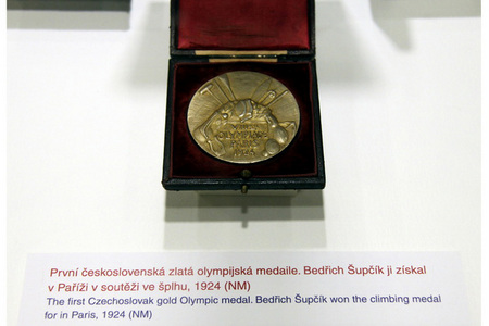 Mistři gymnasté a jejich sokolské příběhy 