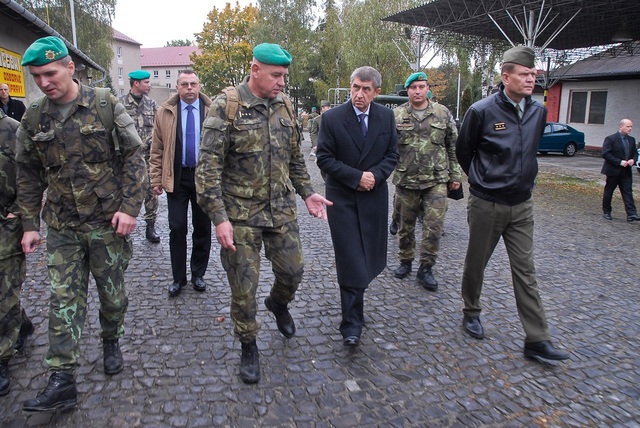 Pozvání náčelníka Generálního štábu AČR genpor. Josefa Bečváře do Přáslavic přijal vicepremiér a ministr financí Andrej Babiš