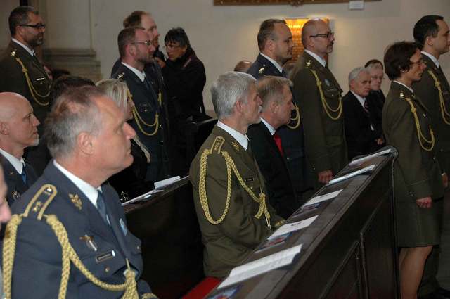 Z ekumenické bohoslužby ve vojenském kostele 2
