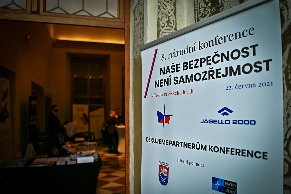 Hlavním partnerem konference bylo Ministerstvo obrany ČR