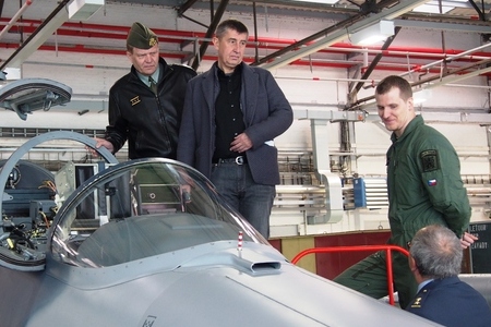 Andrej Babiš se v Čáslavi zajímal o úkoly útvaru i nasazení v misích