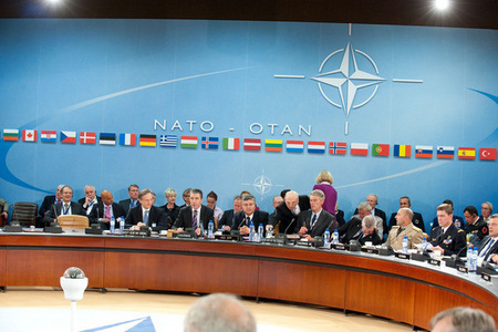 Ministři obrany NATO (3)