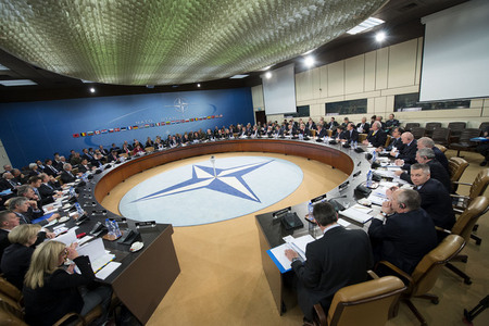 Zasedání ministrů obrany NATO řešilo hlavně Afghánistán
