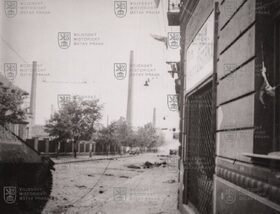 Fotografie - útočné vozy pražských povstalců