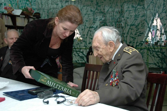 Gustav Singer dostal i výpravnou publikaci s vojensko-historickou tematikou 