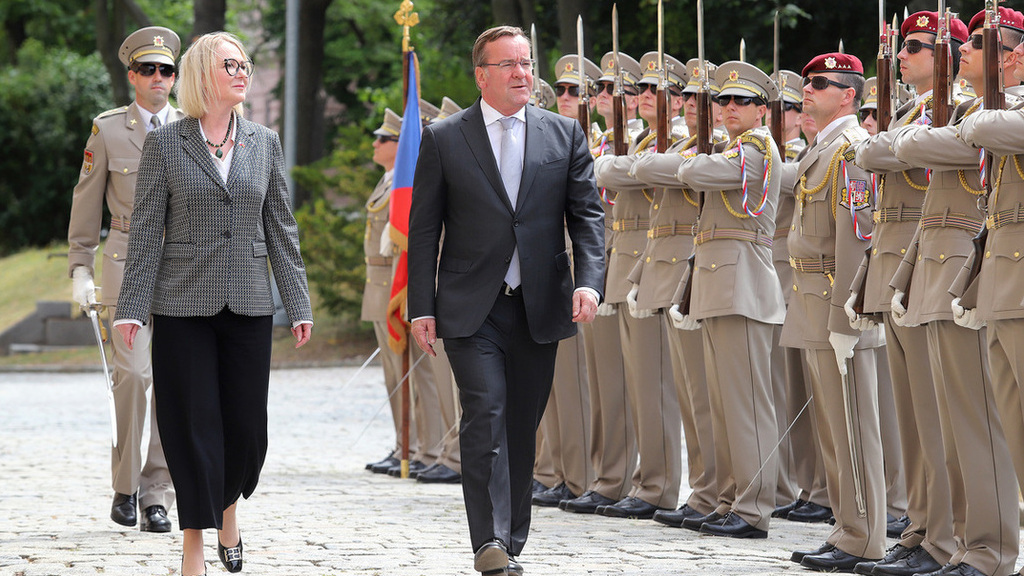 Ministryně Černochová: S Německem vnímáme největší hrozby současnosti stejně