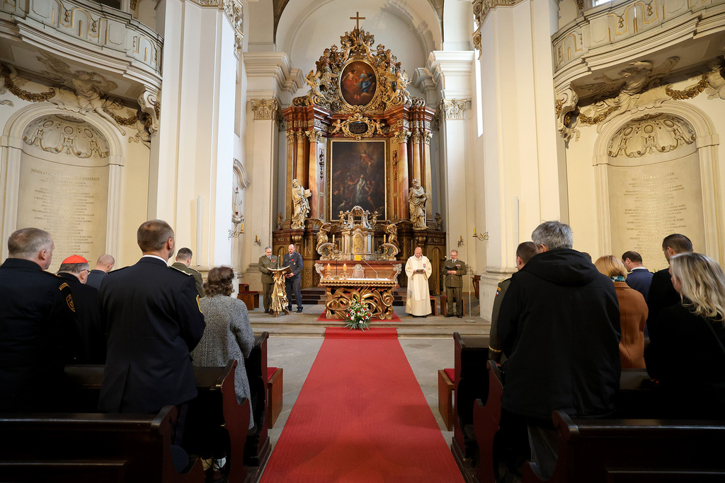 Ve vojenském kostele v Praze na Hradčanech se uskutečnila tradiční ekumenická bohoslužba
