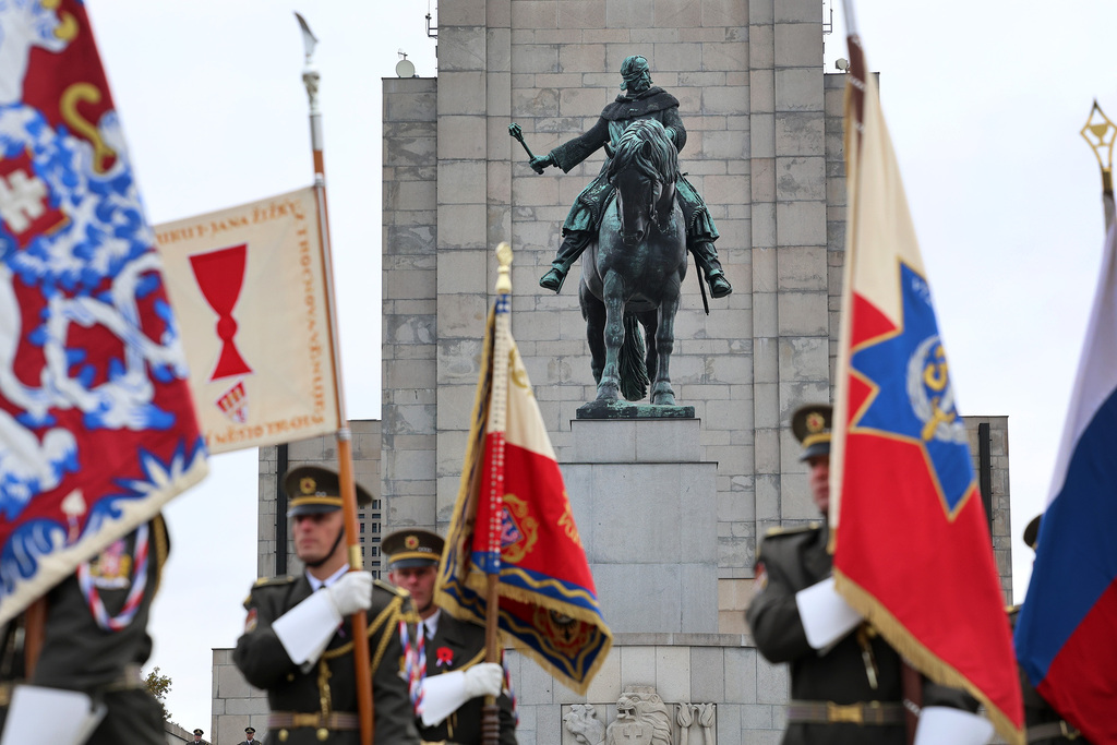 Váleční veteráni slaví svátek. Pro Ministerstvo obrany je péče o ně prioritou