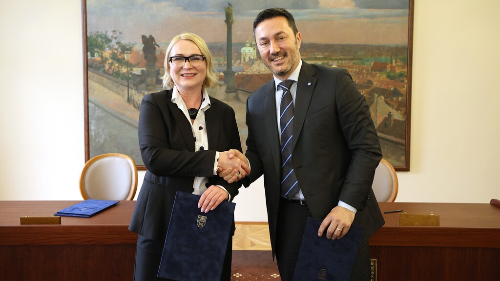 Ministryně obrany Jana Černochová jednala s ministrem obrany Argentiny Luisem Alfonsem Petrim