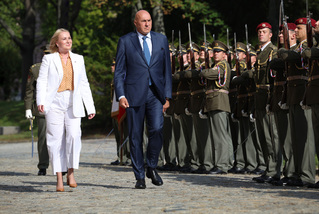 Ilustrační obrázek ke článkuMinistryně obrany Jana Černochová jednala s ministrem obrany Itálie Guido Crosettem