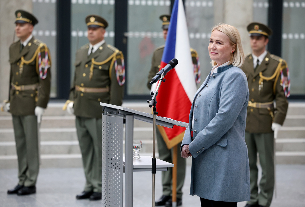Ministryně obrany udělila resortní vyznamenání 