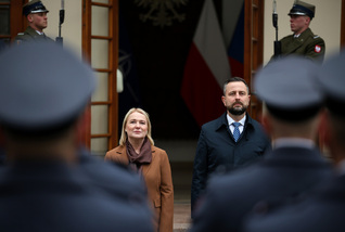 Ministryně obrany jednala v Polsku nejen o letounech F-35