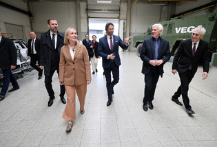 Ministři obrany ČR a SR ve SVOS Přelouč