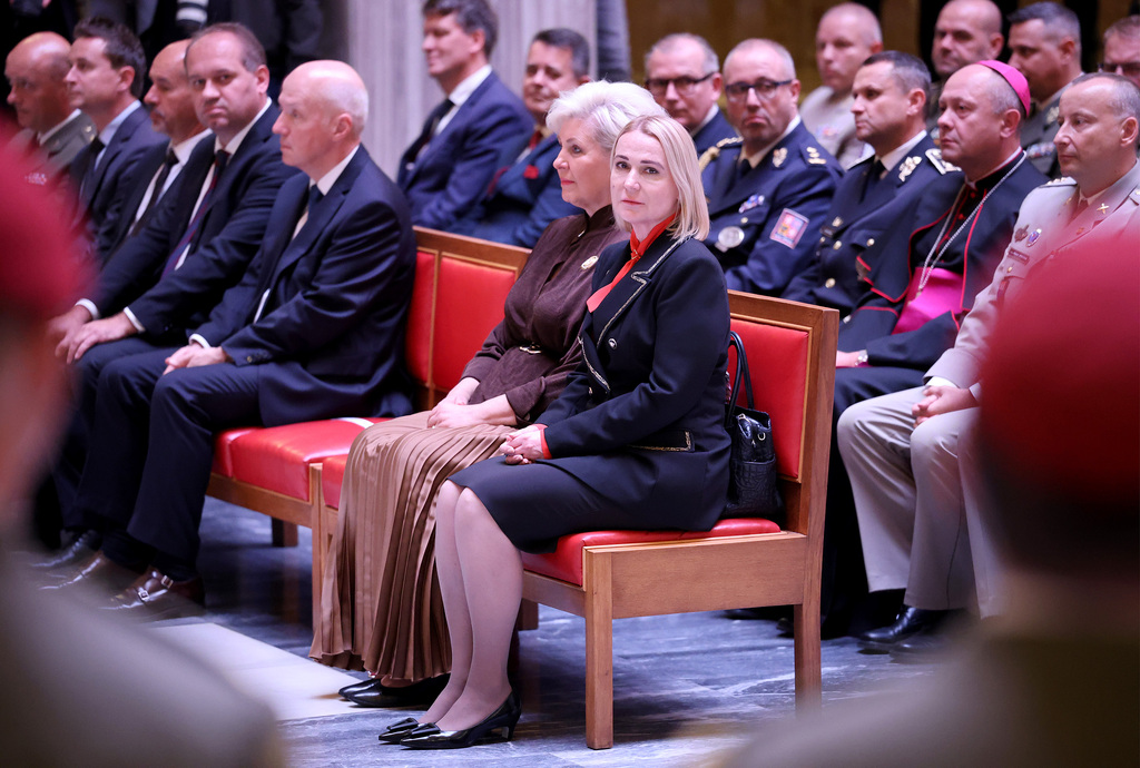 Ministryně obrany na Vítkově vyznamenala in memoriam "takřka zapomenuté" československé hrdiny