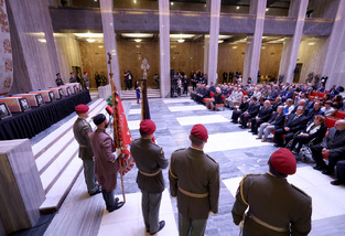 Ministryně obrany na Vítkově vyznamenala in memoriam "takřka zapomenuté" československé hrdiny
