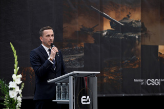 Excalibur Army otevřel novou výrobní halu