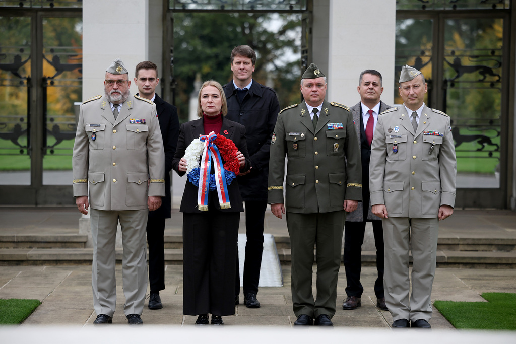 Památník vzdušných sil - Runnymede, Egham 