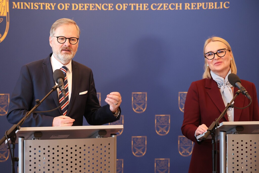 Ministryně obrany Černochová: Zajistit kontinuitu na Ministerstvu obrany je zásadní