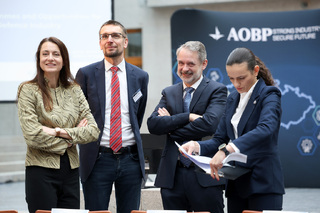 Ministr Jaromír Zůna se zúčastnil konference AOBP