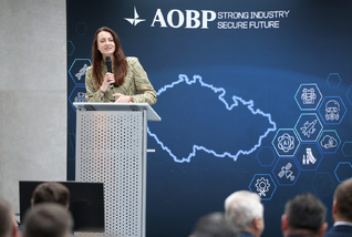 Ministr Jaromír Zůna se zúčastnil konference AOBP