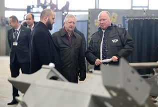 Ministr obrany navštívil VOP CZ