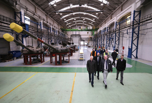 Ministr obrany navštívil VOP CZ