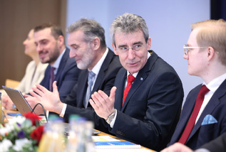 Ministr obrany navštívil PBS Velká Bíteš