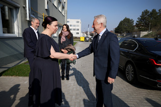 Ministr obrany Jaromír Zůna navštívil Střední školu – Centrum odborné přípravy technické Uherský Brod