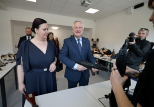 Ministr obrany Jaromír Zůna navštívil Střední školu – Centrum odborné přípravy technické Uherský Brod