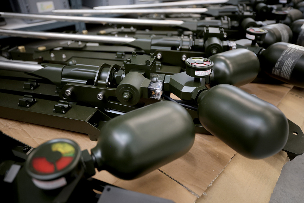 Ministr obrany navštívil kolínskou U&C