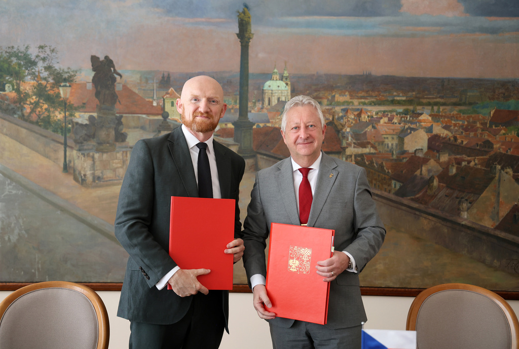 Česká republika a Spojené království posilují vojenskou spolupráci v rámci BMATT