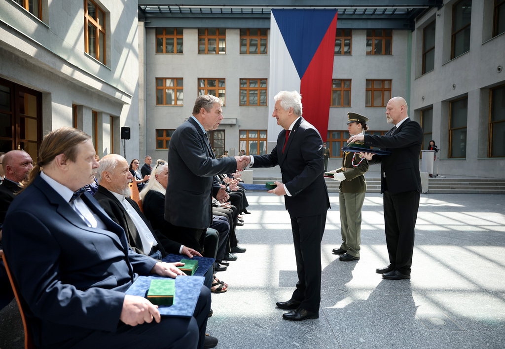 Ze slavnostního ceremoniálu udělení resortních vyznamenání