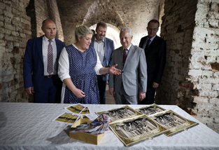 Ministr obrany jednal v Královéhradeckém kraji o rozvoji vojenské infrastruktury i potenciálních společných projektech resortu a kraje 